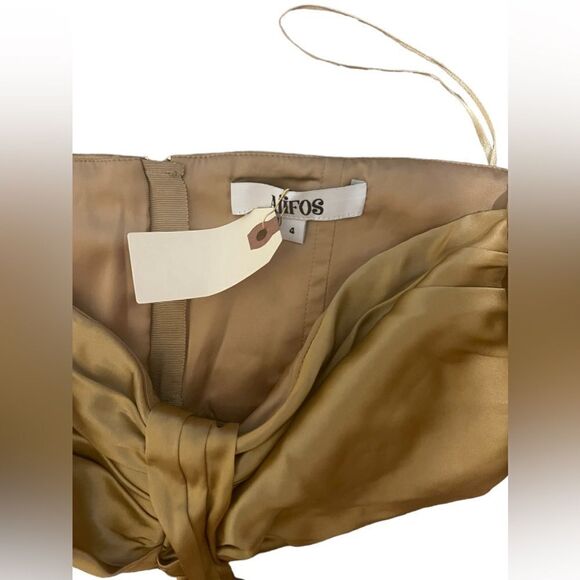 Aiifos Beatriz Silk Top Crop Size Medium Gold Puff Sleeves Revolve - Picture 4 of 7